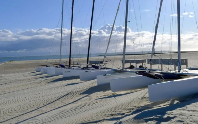 Moi"n Dag Modern Retreat