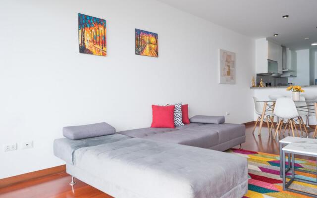 Outstanding Ocean View 2BR 2BA. Pool,Gym