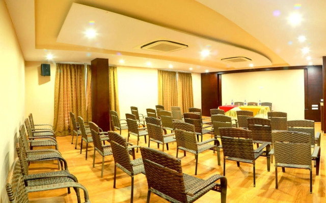 Hotel Royal Palm - A Budget Hotel in Udaipur