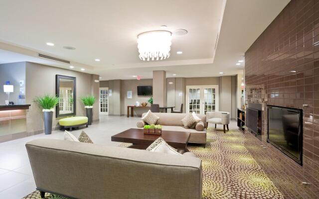 Holiday Inn Express Hotel & Suites Hays by IHG