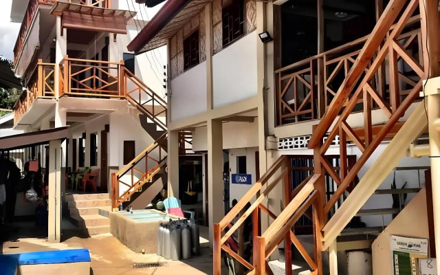 Neptune Diving Resort Moalboal