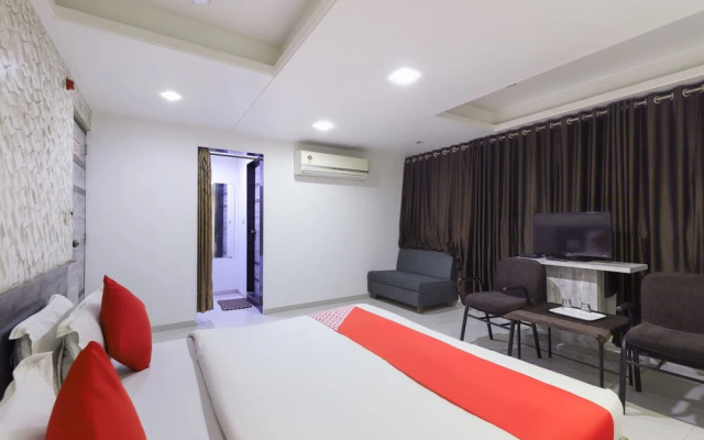 OYO 48524 Hotel Sweet Dream