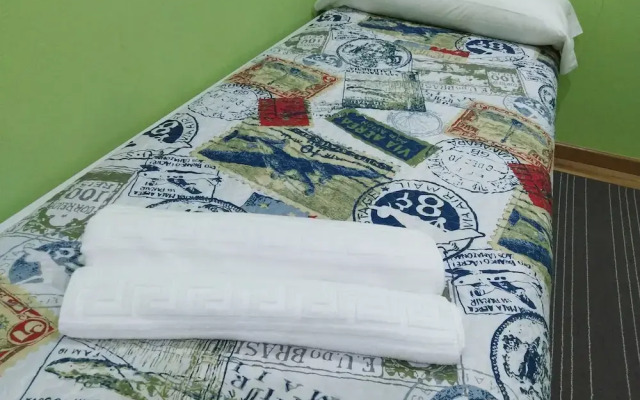 Estupendo Apartamento con Terraza en Calle Romil