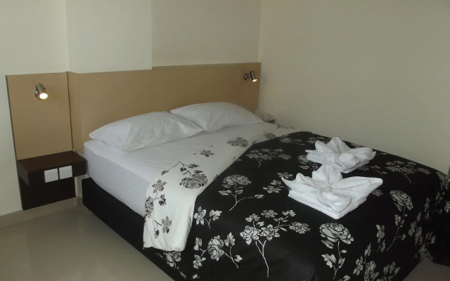 Manado Inn Hotel