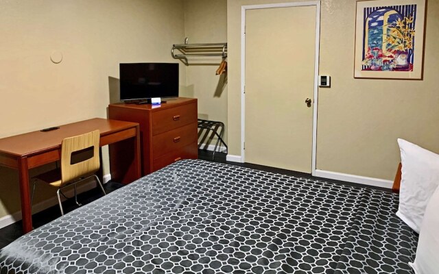 Good Nite Inn