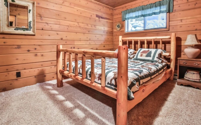 Pinewood #8512 - 3 Br Home