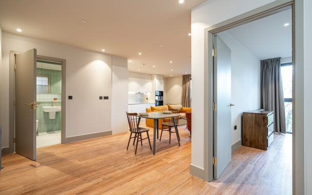 Smart North London Apartment