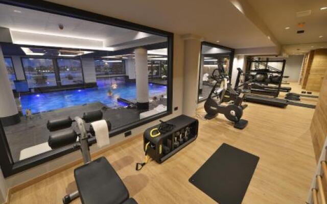 Hotel Bucaneve