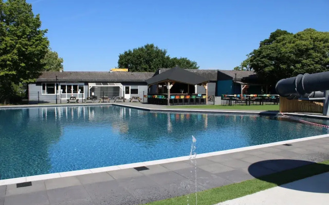 Holiday Home on the Recreational Lake