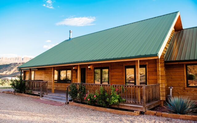 Zion Red Rock Cabin