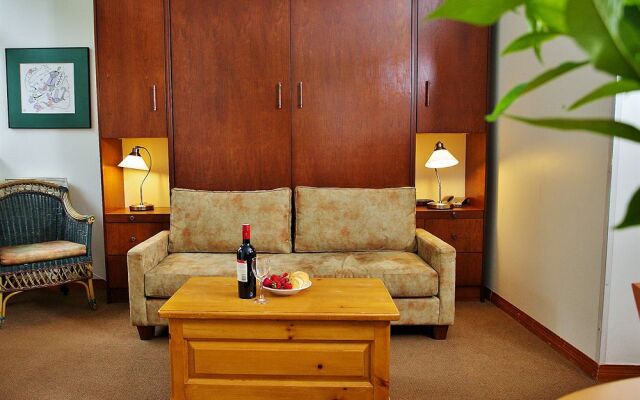 ResortQuest Marketplace Lodge
