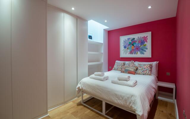 Trendy Queen s Park Home Close to Hampstead