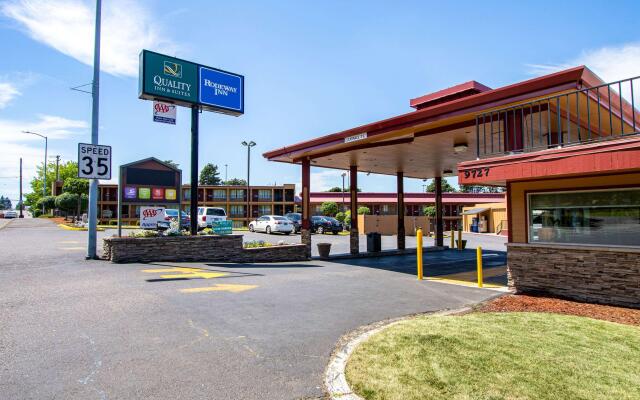 Rodeway Inn Portland Airport Hotel