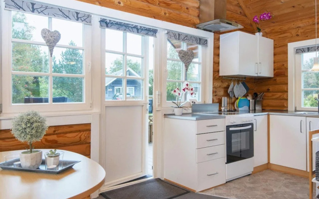 6 Person Holiday Home in Hovborg