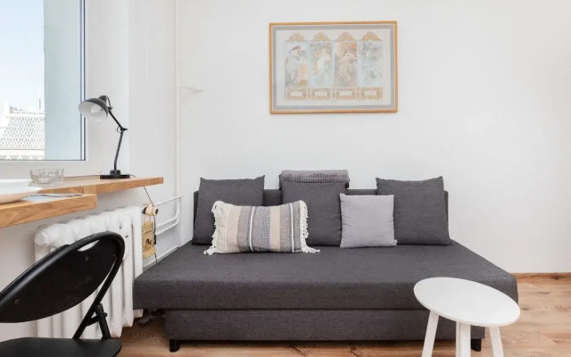 Cosy Studio 3 May by Renters