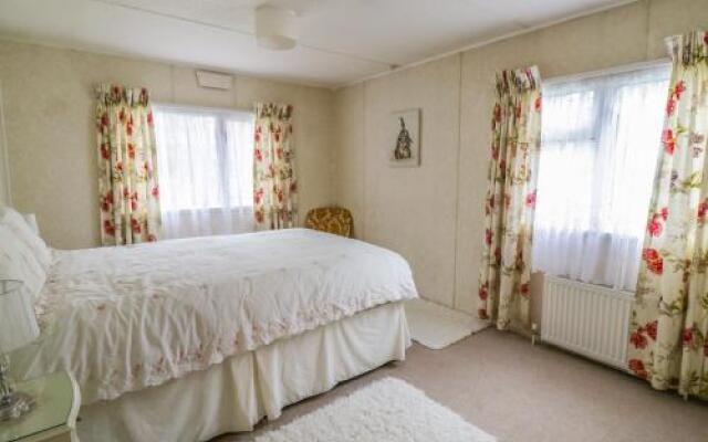 The Lodge, Attleborough
