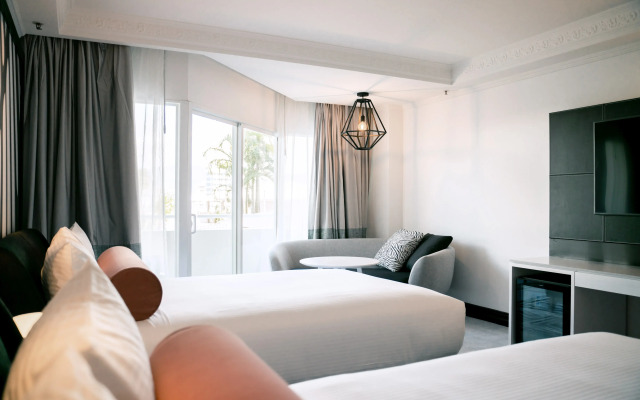 Pullman Cairns International