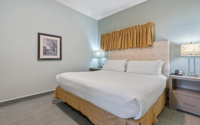 Cherry Tree Inn & Suites