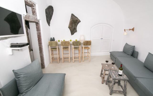 Opsis Cave House