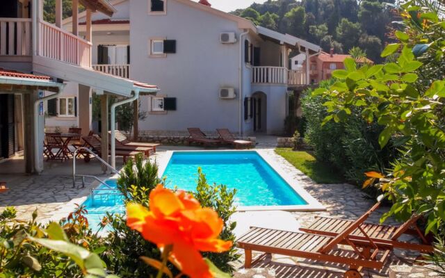 Apartment Pavica 4 Spiez