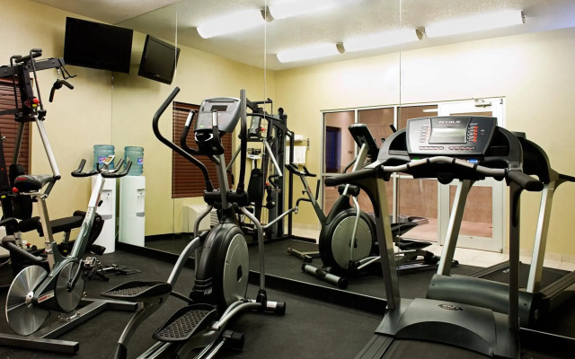 Holiday Inn Express Hotel & Suites Drayton Valley by IHG