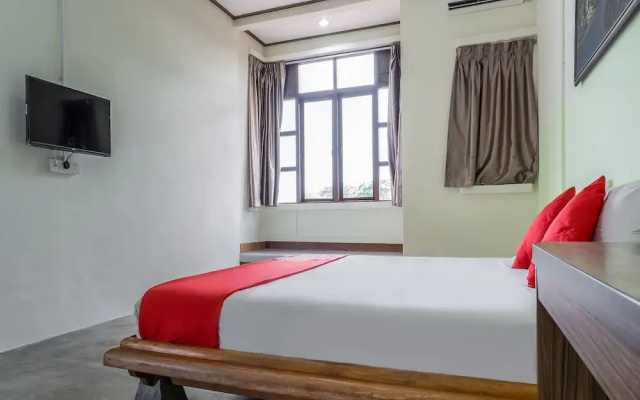OYO 90297 Ivory Hotel & Resort