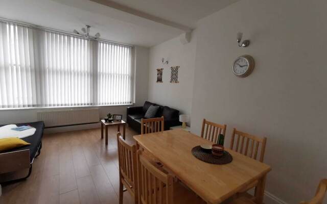 Central Apartment near Barbican Center