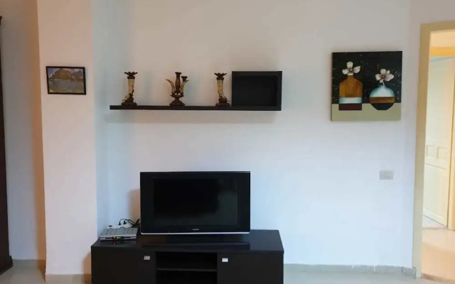 Amazing 3 bedroom flat 2min to the beach