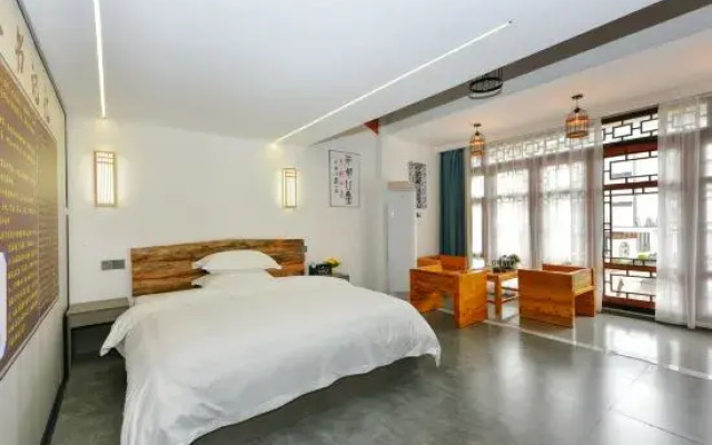 Buyi Water House B&B (Libo Ancient Town)
