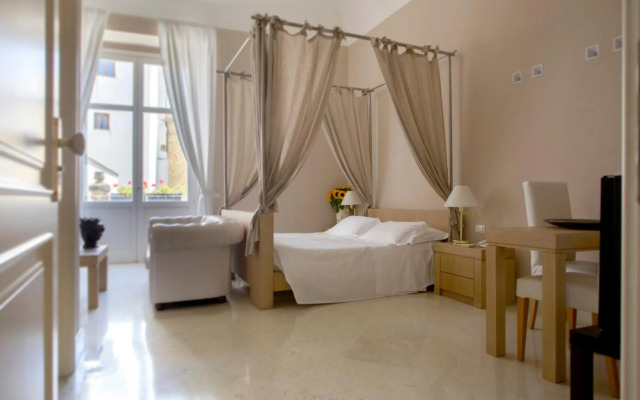 Palazzo Brunaccini Boutique Hotel