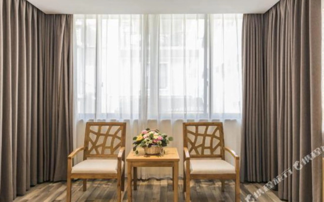 Wuyishan Seclusion Inn