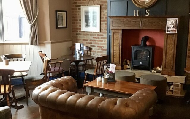 Holystone Bar and Restaurant