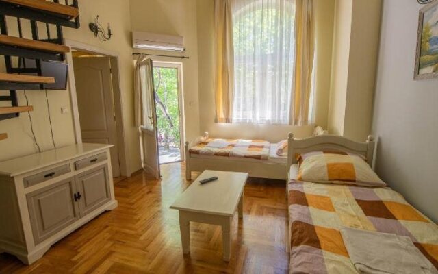 Pater Apartments and Rooms