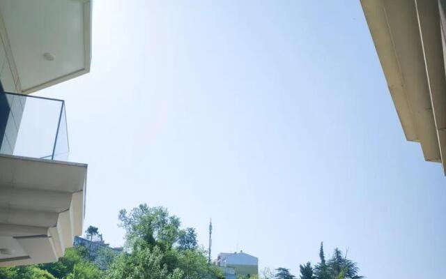 Апартаменты на проспекте Курортный 94/60