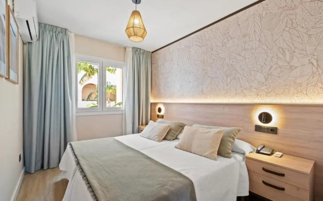 Hotel Puente Real