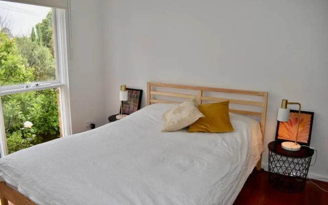 Charming 1BD Apartment in Leafy-green Hawthorn