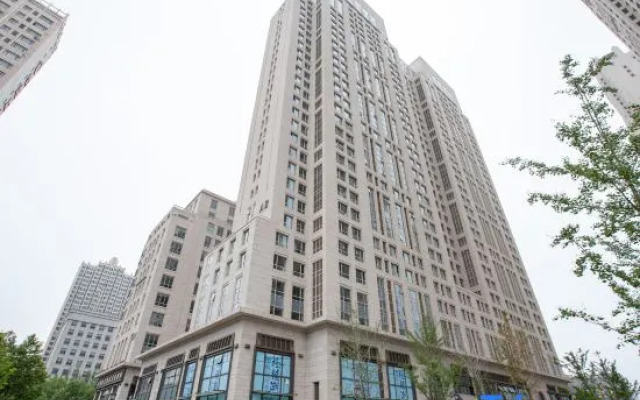 Crosser E-sports Hotel (Dalian Heping Square Branch)