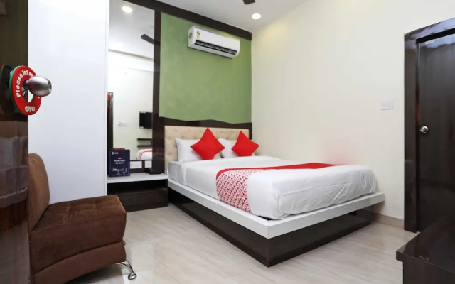 OYO 15617 Abi's Inn