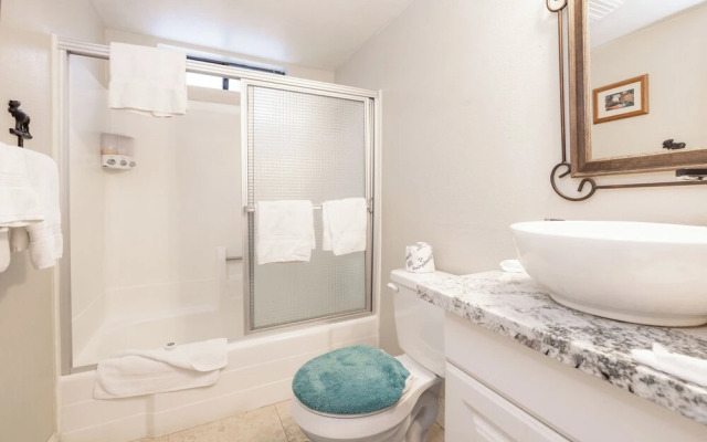 Mojave Getaway #1958