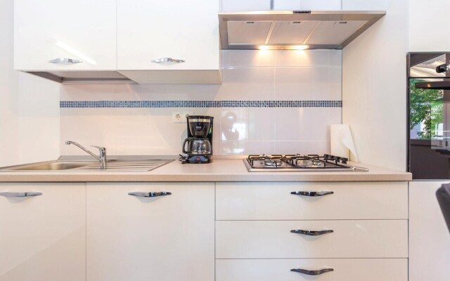 Awesome Home in Jadranovo With Wifi and 2 Bedrooms