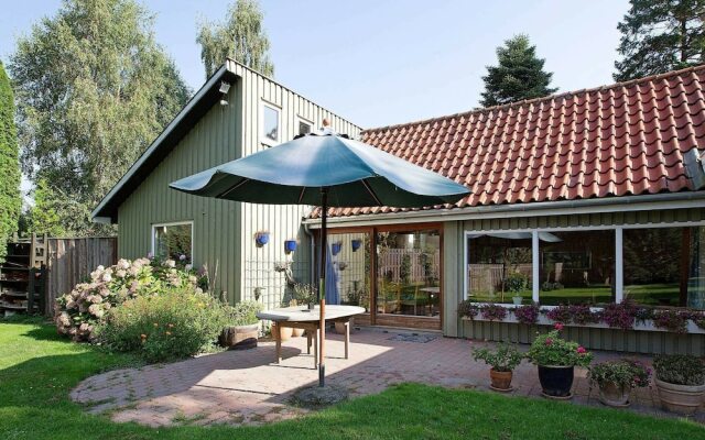 6 Person Holiday Home in Vaeggerlose
