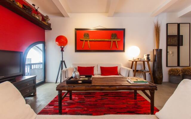 The Old Stables Chiado Apartments