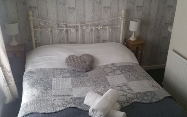 Queens Quarter Apartment Hugh Street