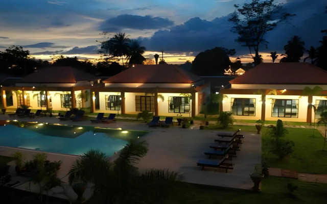 Khaolak Palm Hill Resort