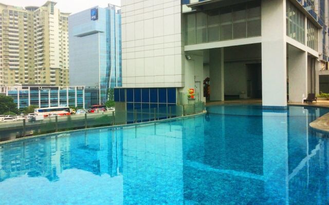 Spacious 2BR GP Plaza Apartment