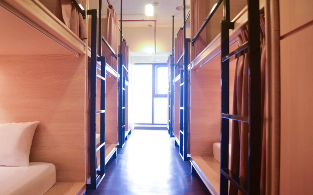 Starbox Hostel
