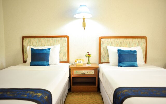 Wiang Indra Riverside Resort