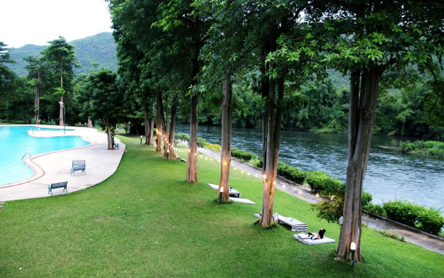 Aekpailin River Kwai Resort Kanchanaburi