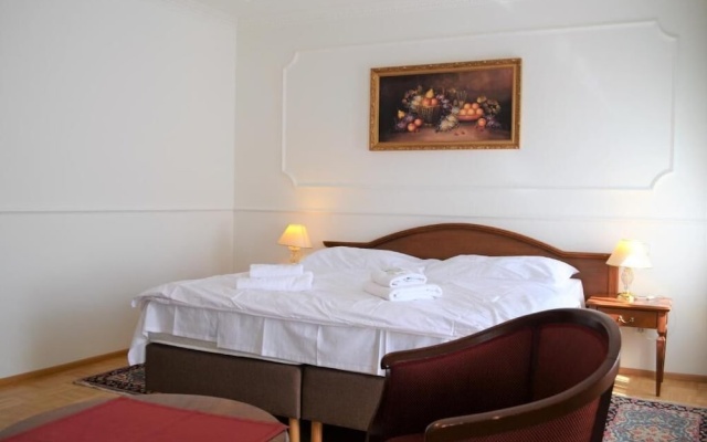 Classic room