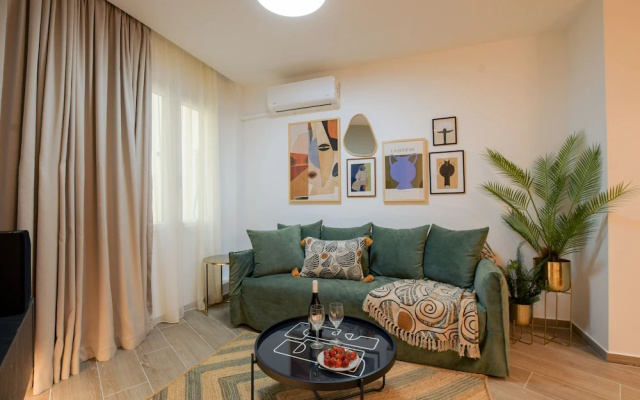 ElegantLuxurySuite
